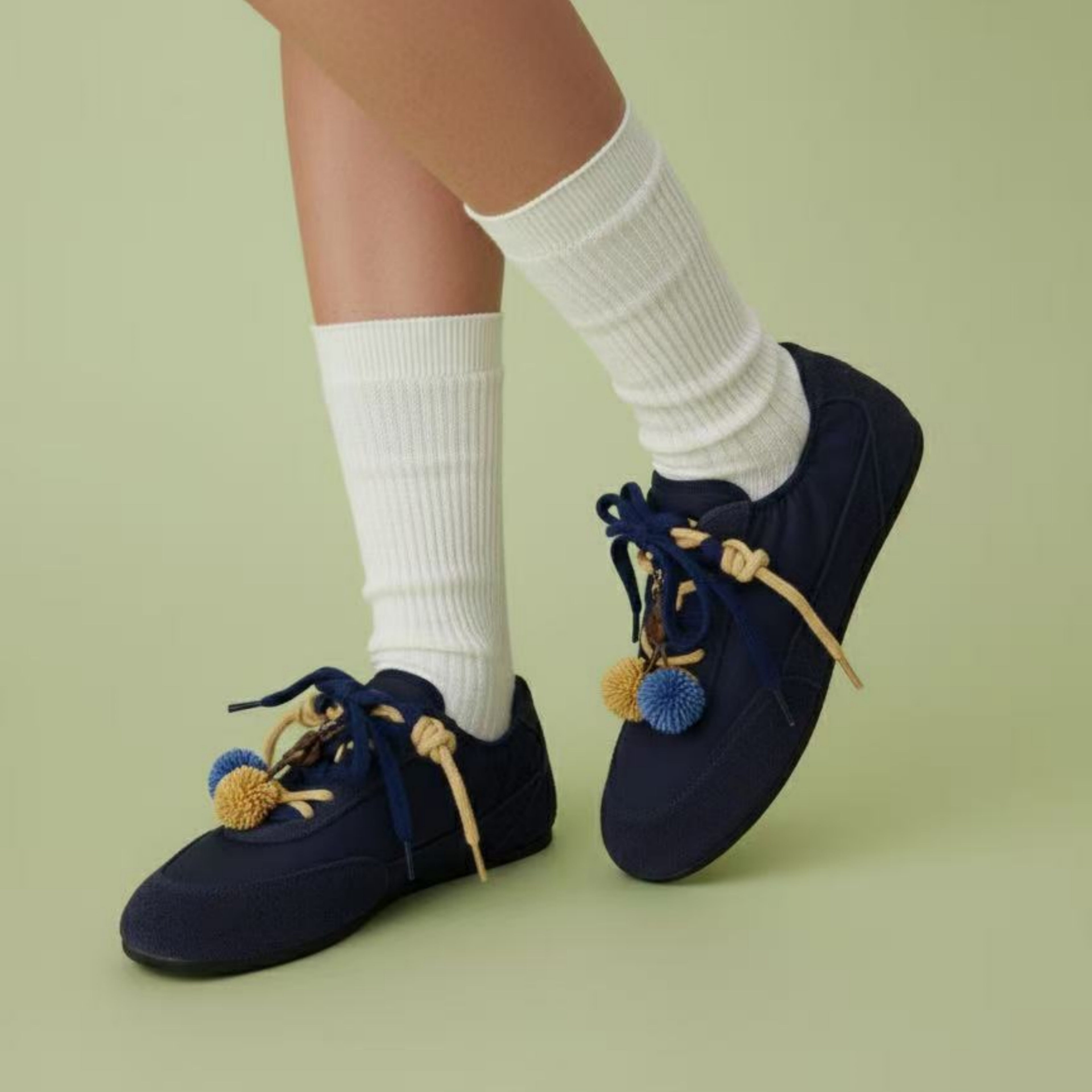 The Dual Stride Women's Light Flat Sneakers