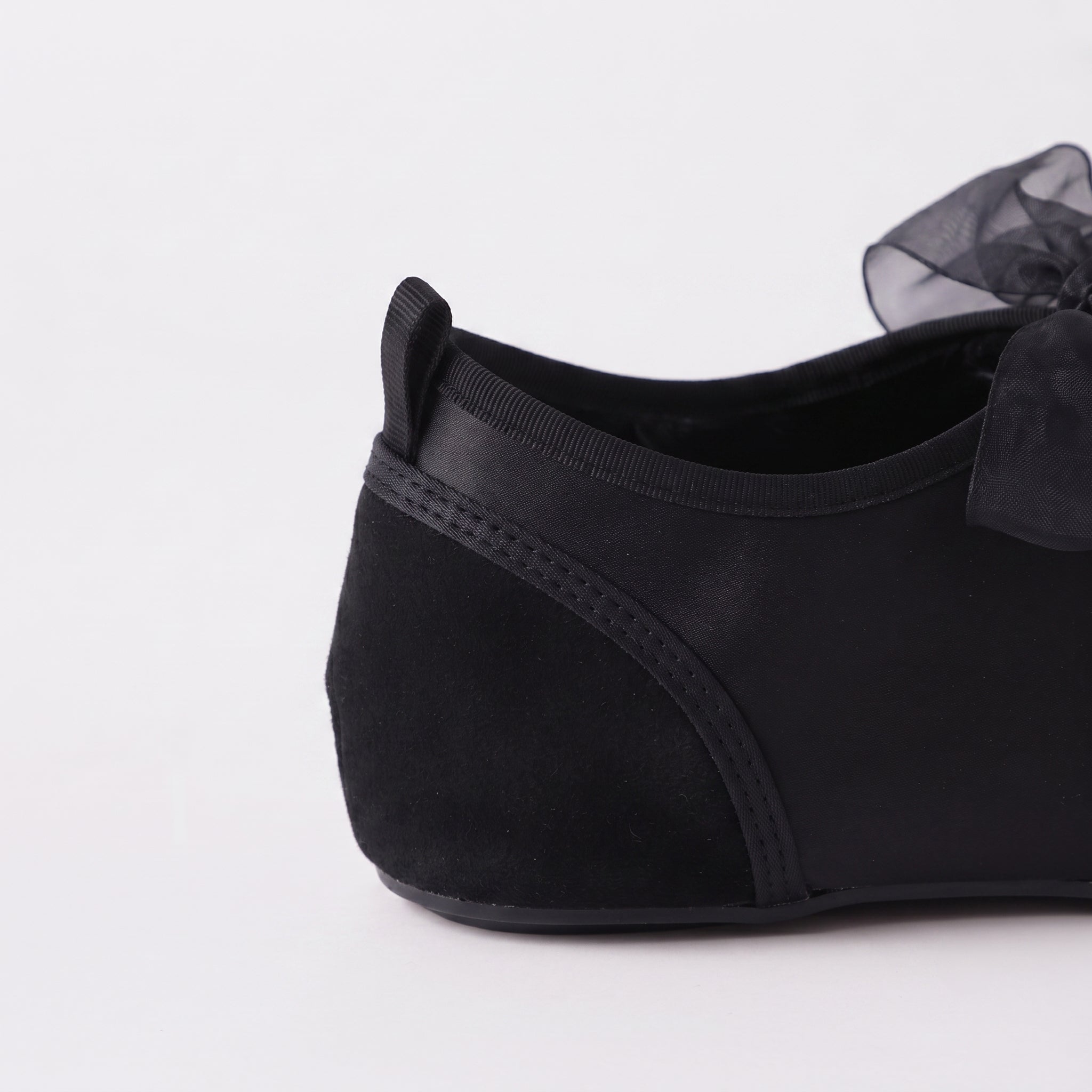 The Dual Stride Women's Black Lace-up Mary Jane Flats